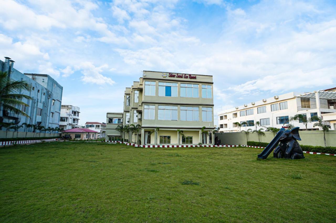 Silver Sand Eco Resort !! Beachfront !! With Biggest Pool And Huge Open Area !! Ideal For Weddings !! Couple Friendly !! Mandarmani Exterior foto
